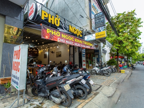 ambum 5 không gian quán 